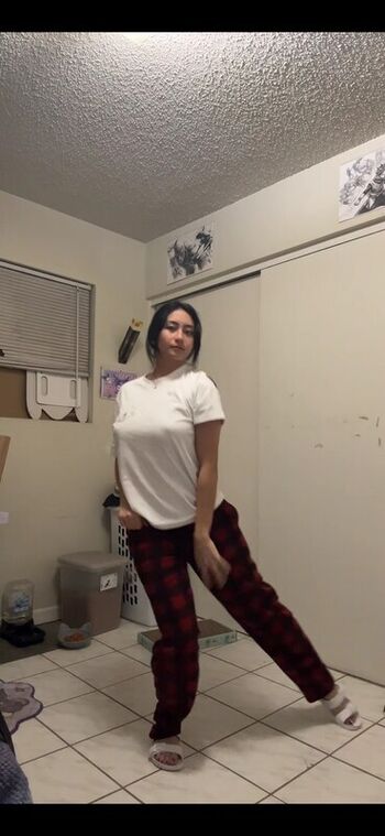 Full leaked Aanggiee private onlyfans photo