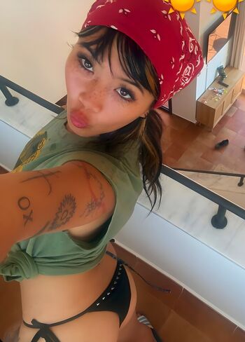 Full leaked Beabadoobee page private onlyfans photo
