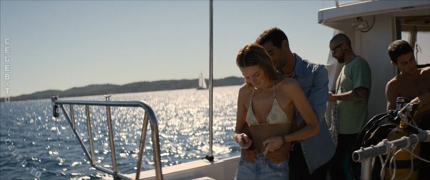 Camille Rowe