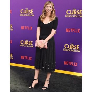 Full leaked Lauren lapkus private onlyfans photo