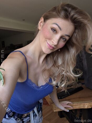 Full leaked Liensue private onlyfans photo