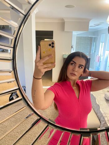 Full leaked Lucy banks private onlyfans photo