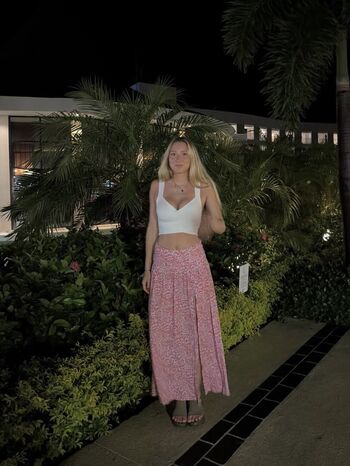 Full leaked Melaniem private onlyfans photo