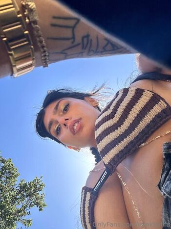Full leaked Mia khalifa private onlyfans photo