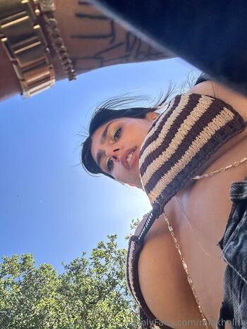 Full leaked Mia khalifa private onlyfans photo