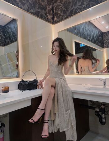 Full leaked Susansunn private onlyfans photo